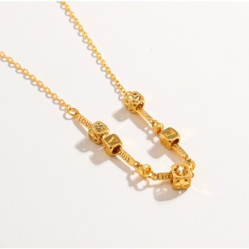 루이큐브 목걸이